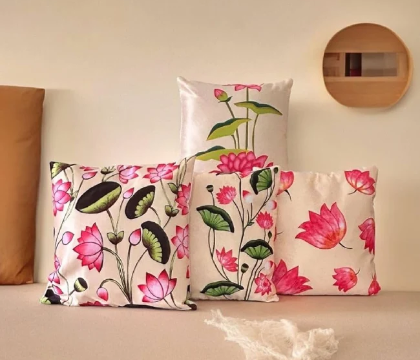 Cushions & Pillows